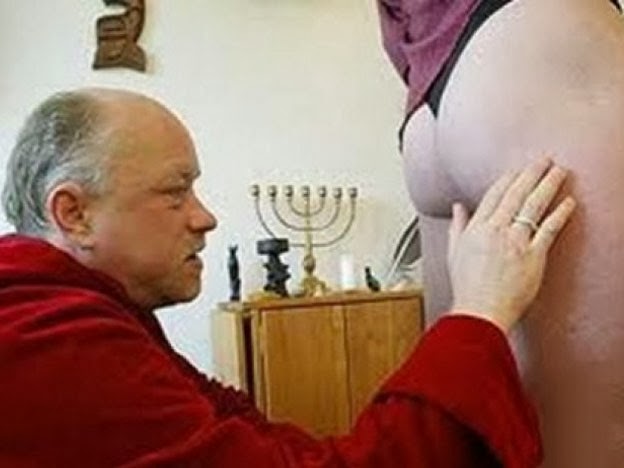 La rumpología, la extraña técnica de la lectura de nalgas 3 la rumpologia la extrana tecnica de la lectura de nalgas