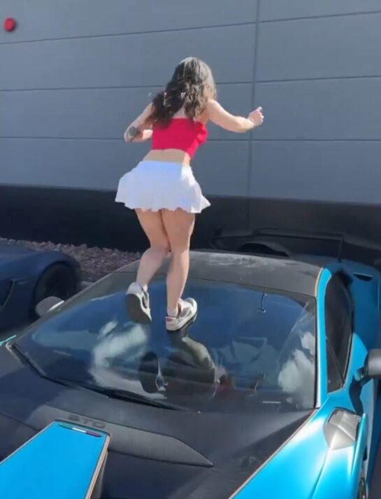 Una Influencer Causa Danos Por Miles De Dolares A Un Lamborghini Para Conseguir Visualizaciones En Instagram