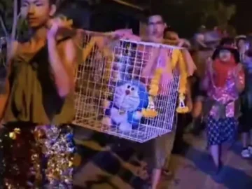 Doraemon Protagoniza Ritual Para Que Llueva En Tailandia