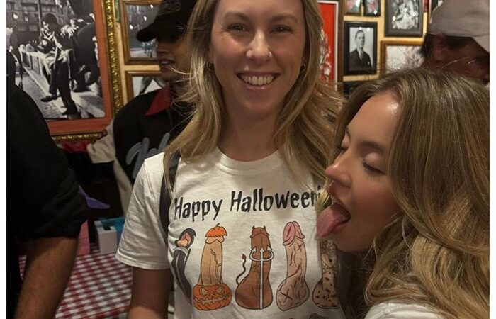 Parece que a Sydney Sweeney le gusta mucho Halloween.