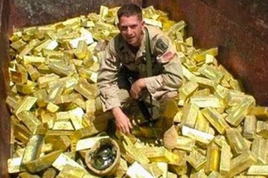 En 2003, las tropas estadounidenses confiscaron lingotes de oro por valor de 868,35 millones de dólares de un camión en Irak. 8 En 2003 Las Tropas Estadounidenses Confiscaron Lingotes De Oro Por Valor De 86835 Millones De Dolares De Un Camion En Irak