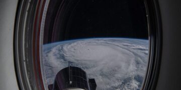 Así se veía el huracán Milton desde la Dragon Endeavour.