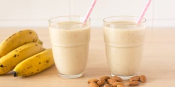 Batido de Plátano, Avena y Almendras Para Adelgazar