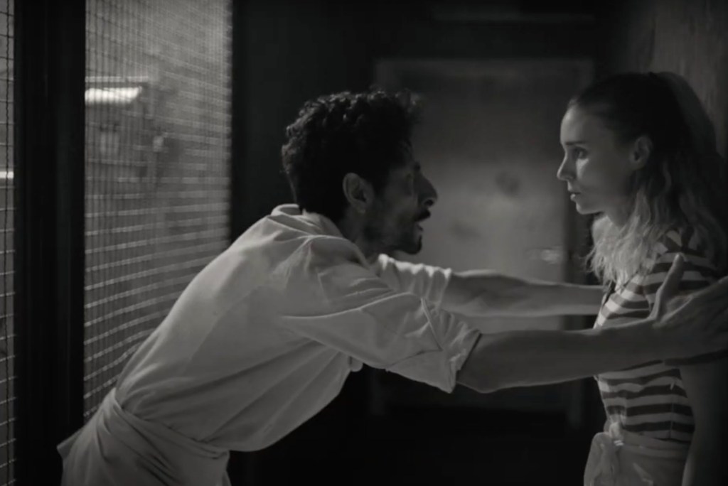 Rooney Mara y Raúl Briones tienen un intenso romance en el tráiler de'La Cocina' de Alonso Ruizpalacios