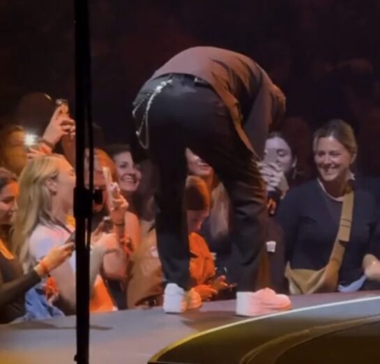 Una Chica Se Pierde A Justin Timberlake Cantando A 10 Cm De Su Cara Por Estar En Whatsapp