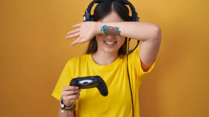 Una niña vacía la cuenta bancaria de sus padres al gastarse casi 60.000 euros en videojuegos.