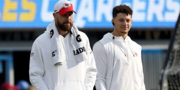 Lo que sabemos del robo a las casas de Patrick Mahomes y Travis Kelce