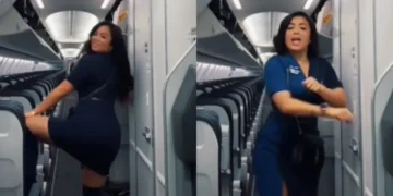 Despiden a una azafata por hacer twerking y grabarse en el pasillo de un avión Nunca pensé que esto me costase todo