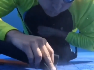 Reparando Fuga De Piscina