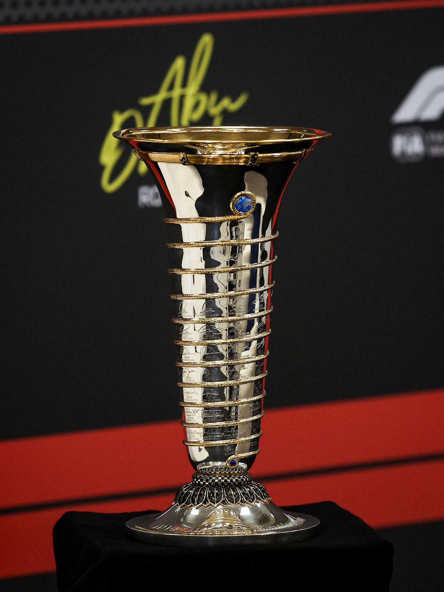 Aquí puedes ver en vivo y gratis la gala de FIA 2025 4 Trofeo de campeón de la Fórmula 1