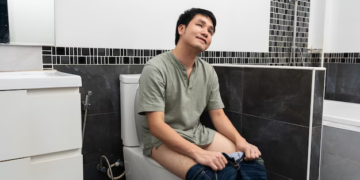 Despiden a un empleado por pasar demasiado tiempo en el baño. 11 sdsdfsdf 1