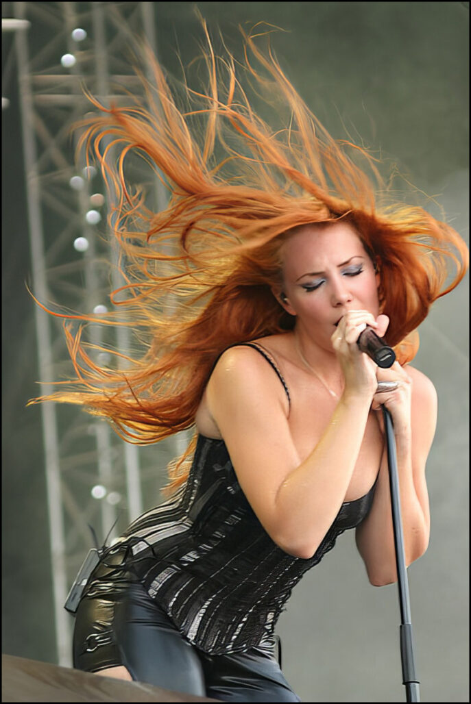 Feliz cumpleaños Simone Simons!!! 13 616135878 743345492158993 177135772927510961 n